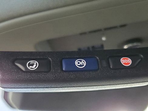 Used 2020 GMC Yukon Denali w/ Denali Ultimate Black Edition image 19