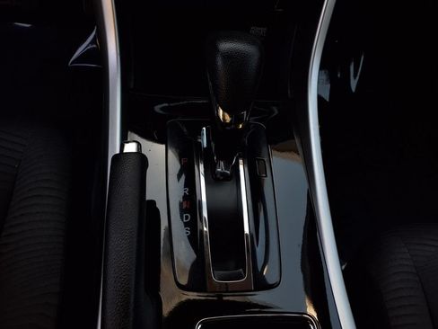 Used 2016 Honda Accord LX image 11