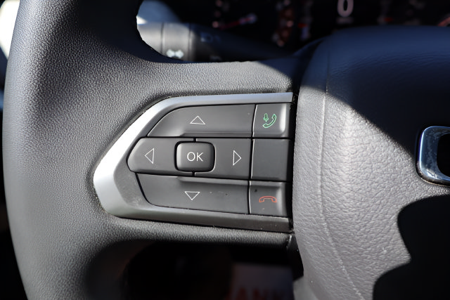 Used 2024 Jeep Compass Latitude AWD/4WD image 12