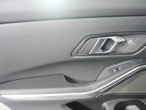 Used 2025 BMW 330i xDrive Sedan image 12