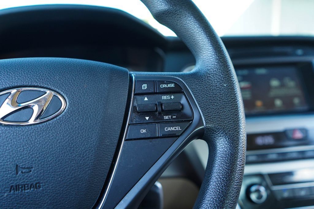 Used 2017 Hyundai Sonata Sport FWD image 27
