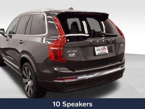 Used 2024 Volvo XC90 B5 Plus w/ Protection Package Premier image 5