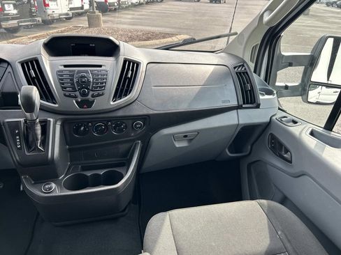 Used 2018 Ford Transit 350 XL image 18
