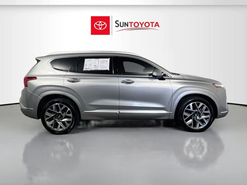 Used 2022 Hyundai Santa Fe Calligraphy FWD image 2