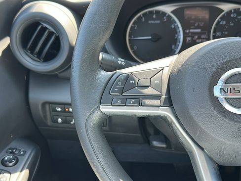 Used 2021 Nissan Kicks S FWD image 14