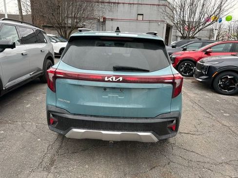 Used 2024 Kia Seltos EX image 5