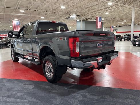 Used 2019 Ford F350 XLT w/ XLT Premium Package image 5