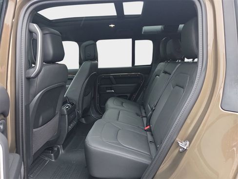 New 2026 Land Rover Defender 110 S image 15