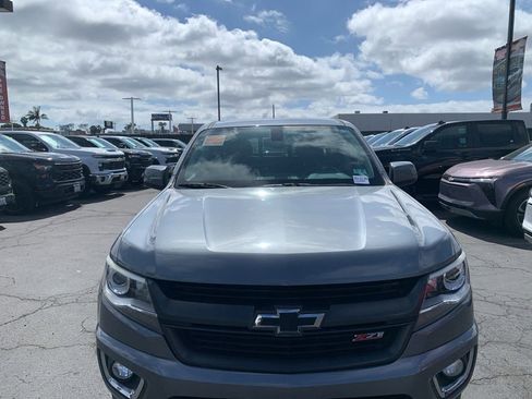 Used 2020 Chevrolet Colorado Z71 AWD/4WD image 3