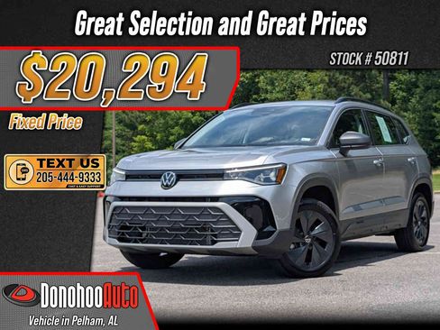 Used 2025 Volkswagen Taos S FWD image 1