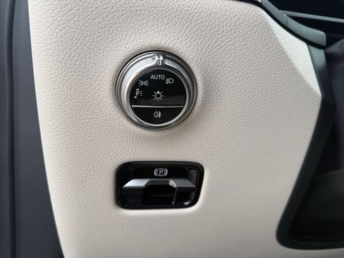 New 2026 Mercedes-Benz GLC 300 GLC 300 image 22