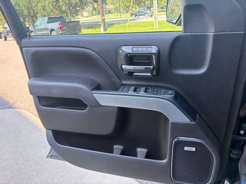 Used 2018 Chevrolet Silverado 1500 LTZ Z71 w/ LTZ Plus Package AWD/4WD image 10