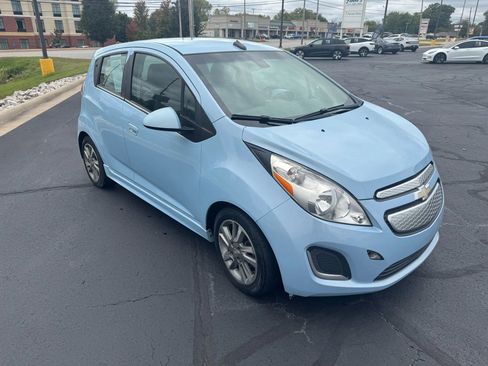 Used 2015 Chevrolet Spark LT image 4