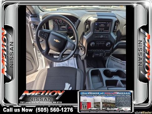 Used 2025 Chevrolet Silverado 1500 Custom w/ Turbomax Blackout Package AWD/4WD image 10