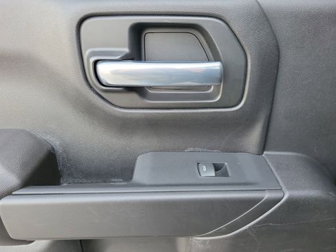 Used 2022 Chevrolet Silverado 1500 Custom w/ Safety Confidence Package image 19