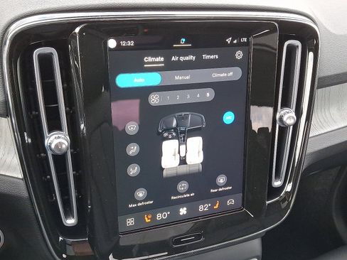 New 2026 Volvo XC40 B5 Plus w/ Protection Package Premier image 12