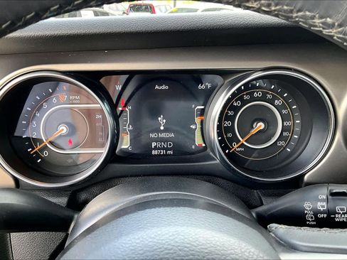Used 2019 Jeep Wrangler Unlimited Sport S AWD/4WD image 23