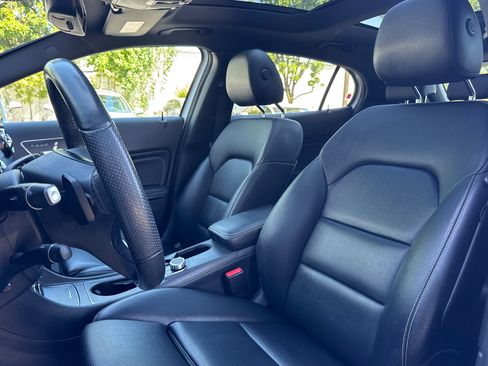 Used 2019 Mercedes-Benz GLA 250 image 23