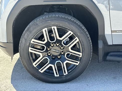 New 2026 GMC Sierra EV Elevation w/ Premium Package AWD/4WD image 11