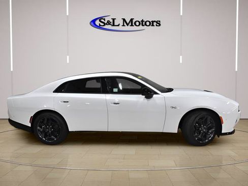 New 2026 Dodge Charger R/T AWD/4WD image 7