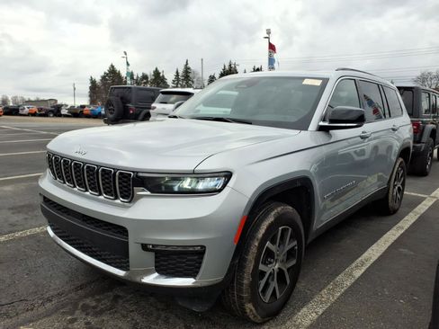 Used 2024 Jeep Grand Cherokee L Limited image 1