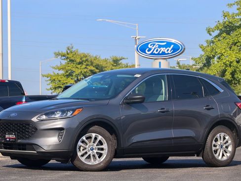 Certified 2022 Ford Escape SE w/ Cold Weather Package FWD image 1