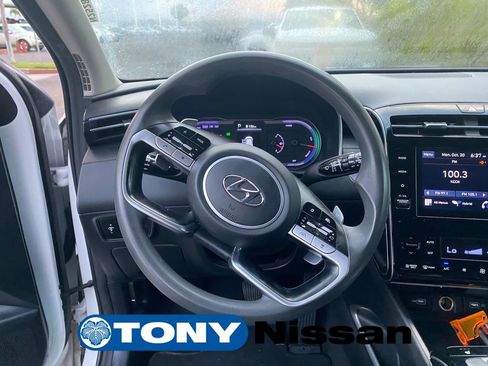 Used 2022 Hyundai Tucson Blue image 13