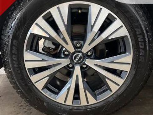 Certified 2023 Nissan Rogue SV w/ SV Premium Package image 15