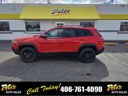 Used 2019 Jeep Cherokee Trailhawk image 1