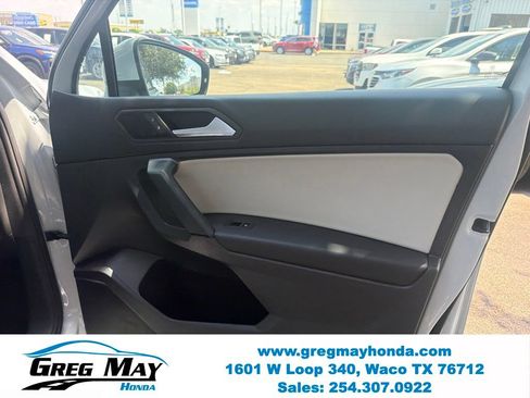 Used 2019 Volkswagen Tiguan SEL FWD image 29