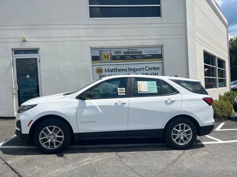 Used 2023 Chevrolet Equinox LS w/ LPO, Cargo Package AWD/4WD image 2