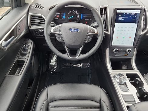 Used 2024 Ford Edge SEL w/ Convenience Package AWD/4WD image 11