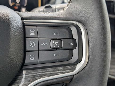 Used 2022 Jeep Wagoneer Series III w/ Convenience Group I AWD/4WD image 36