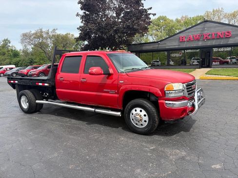 Used 2005 GMC Sierra 3500 SLT w/ Heavy-Duty Power Package AWD/4WD image 3