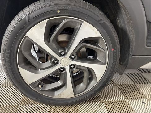 Used 2017 Hyundai Tucson Sport AWD/4WD image 30