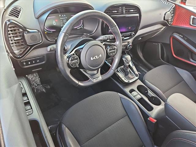Used 2024 Kia Soul GT-Line w/ Option Group 020 FWD image 10