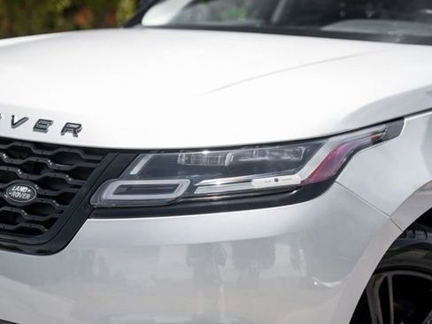 Used 2022 Land Rover Range Rover Velar S AWD/4WD image 3