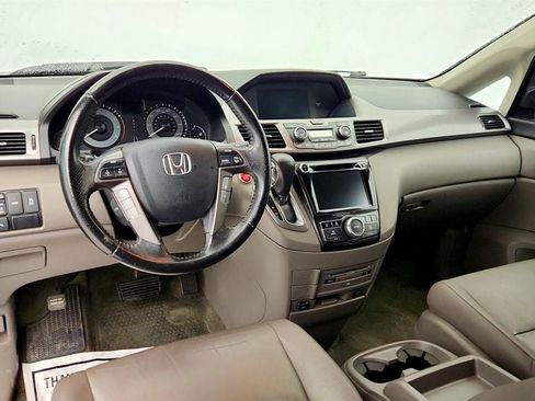 Used 2016 Honda Odyssey Touring Elite image 12