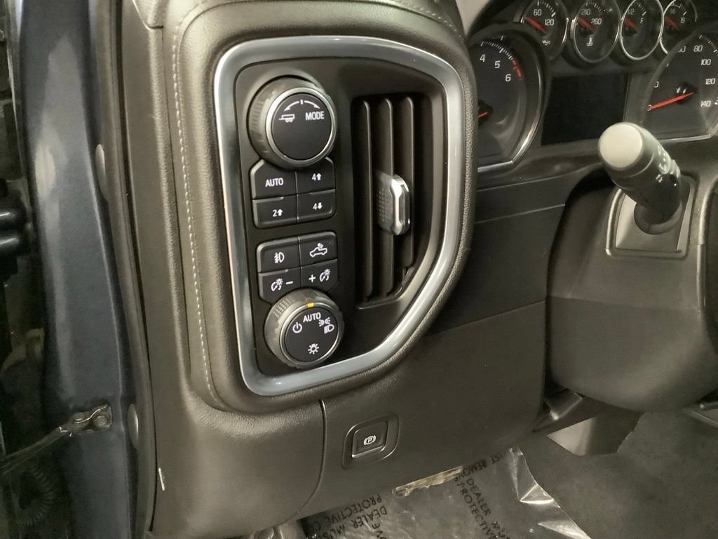 Used 2021 Chevrolet Silverado 1500 RST AWD/4WD image 17