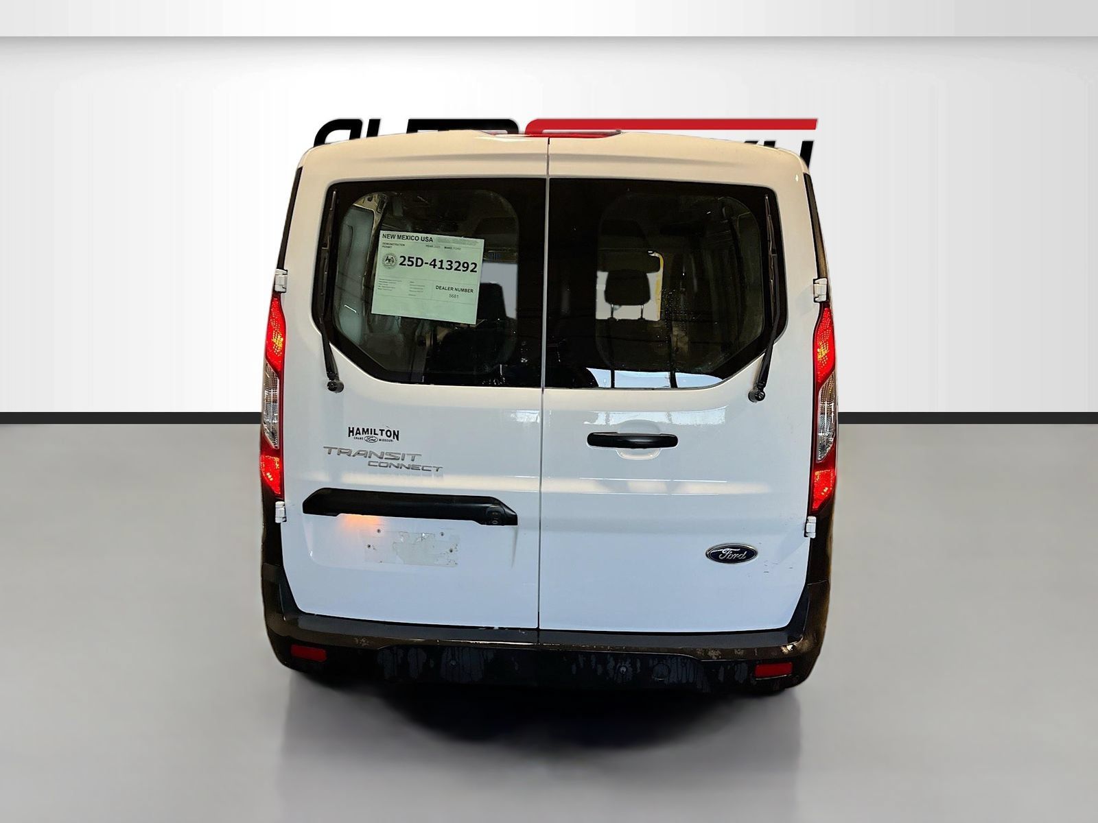 Used 2023 Ford Transit Connect XL FWD image 6
