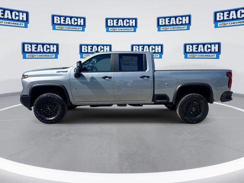 New 2026 Chevrolet Silverado 2500 ZR2 AWD/4WD image 5