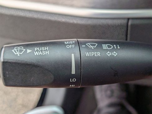 Used 2018 Dodge Charger R/T image 24