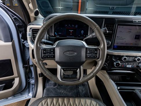 Used 2026 Ford F450 Platinum w/ Platinum Plus Package AWD/4WD image 19