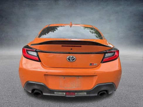 Used 2023 Toyota GR86 10th Anniversary SE RWD image 4