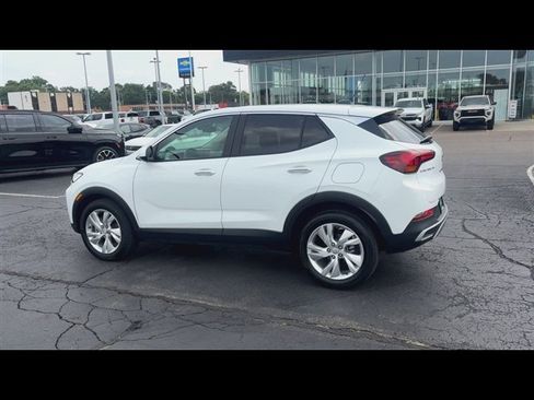 Used 2024 Buick Encore GX Preferred w/ Comfort Package FWD image 6
