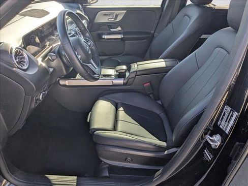 Certified 2022 Mercedes-Benz GLB 250 image 16
