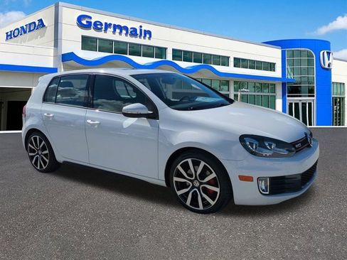 Used 2014 Volkswagen GTI Driver's Edition image 3