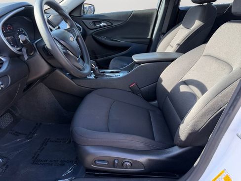 Used 2024 Chevrolet Malibu LT image 24