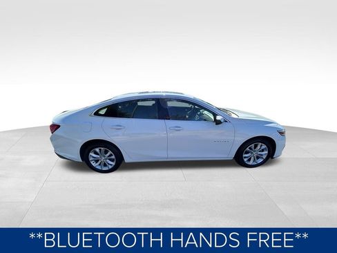 Used 2024 Chevrolet Malibu LT image 3