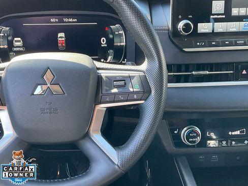 Used 2024 Mitsubishi Outlander SE image 44